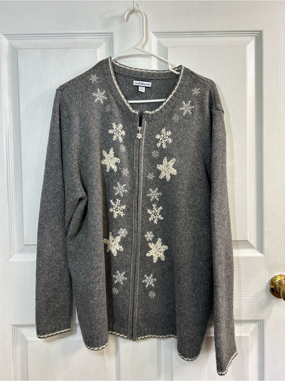 Croft & Barrow 1X Gray Snowflake Zip Cardigan